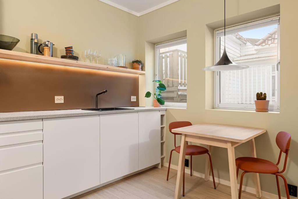 Fresh Studio Apartment, A Short Walk From Bryggen Bergen Kültér fotó